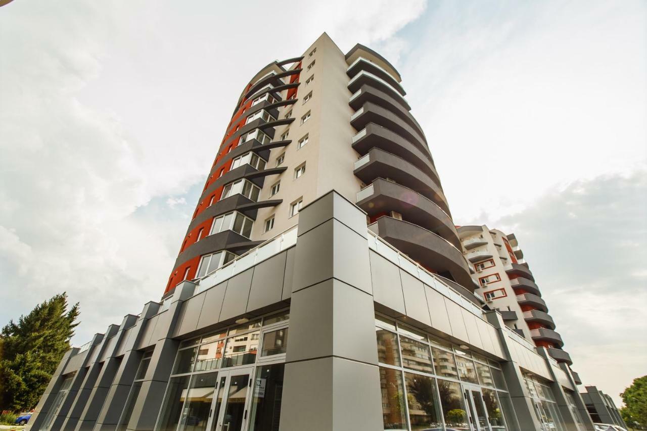 Spacious & Bright 2 Bedroom Central Apartment Oradea Exteriér fotografie